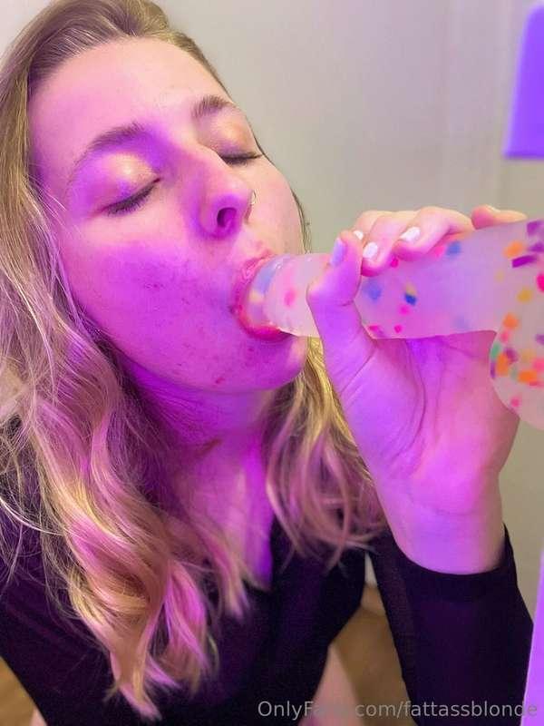 Want the video? Message me 🍆 for a private message of it 🥰
