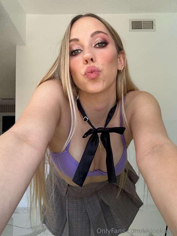 Kisses! 😘