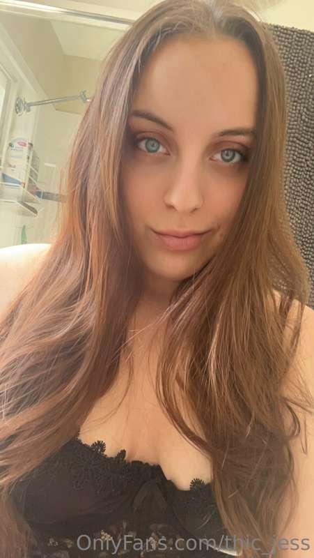 Subscribe if you wanna see more 😉🤫😘
