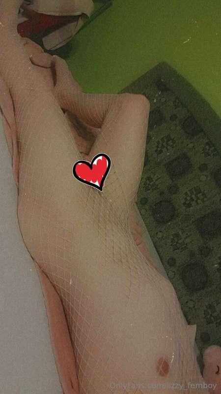 Get on top of me?  Come tell me how you would use me <3