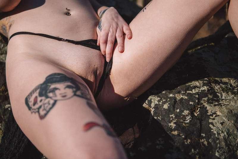 ladylazarus image #10