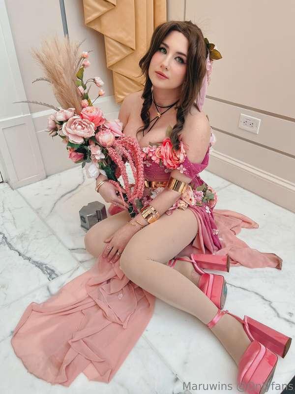 Had such a good day 1 at Katsucon 😊 so many people told me m..