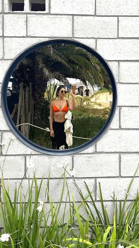 peachyanabella image #0