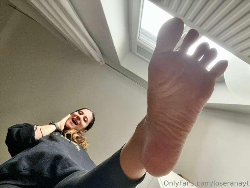Is that giantess again!
