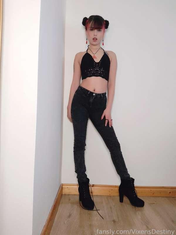 vixensdestiny image #4