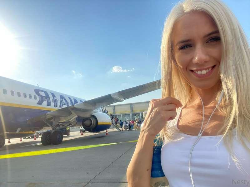 Let’s go to fly somewhere🥰 To Bordeaux🇫🇷