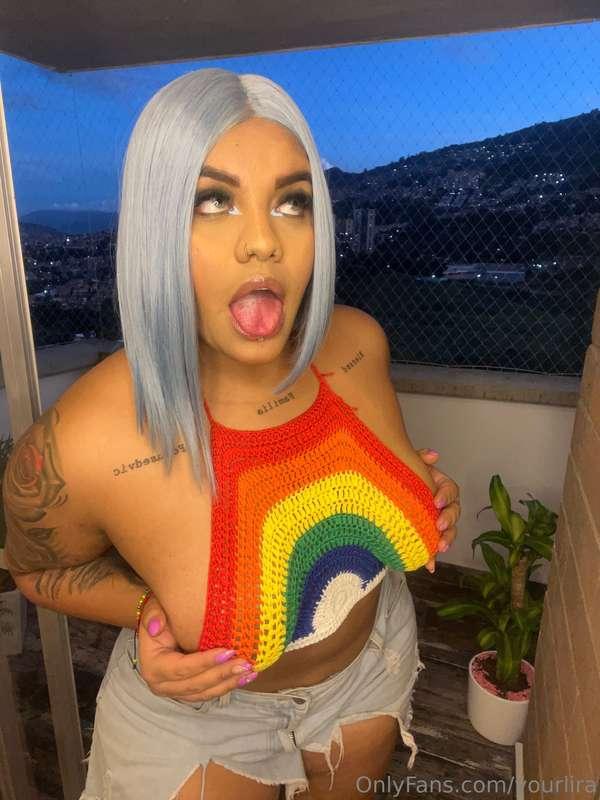 wanna see what else this tongue can do? 👅