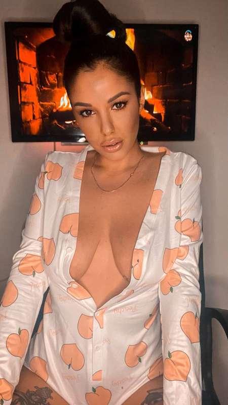 🍑🍑 quieres ver mas?