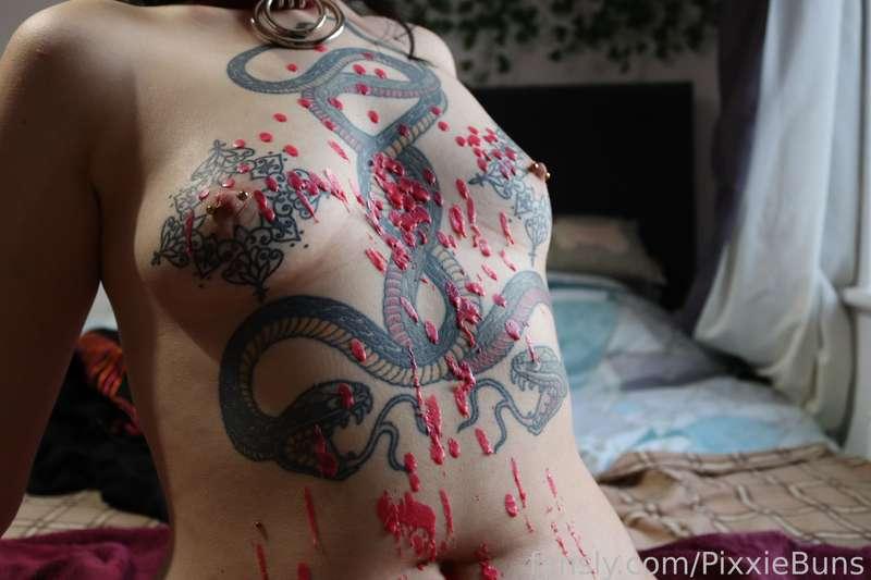 pixxiebuns image #1