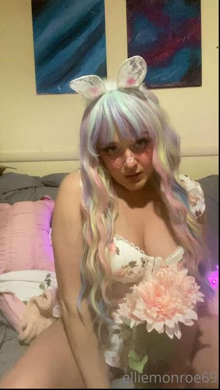 ellie_monroe69 image #0