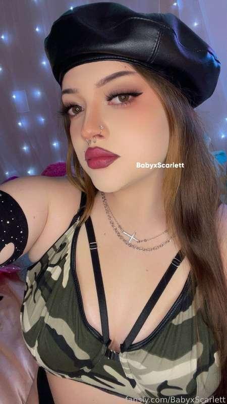 babyxscarlett image #1