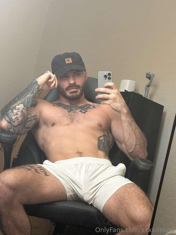 These are my new favorite shorts... guess why