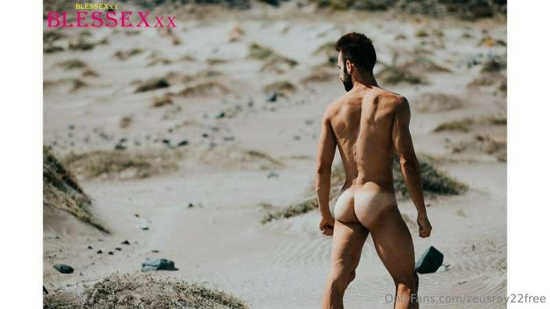 Ass and beach 🍑🌴😎