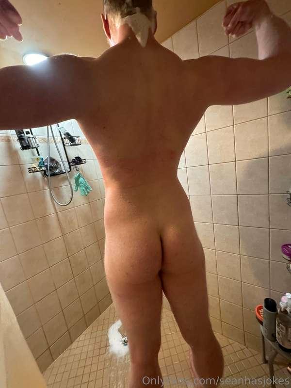 The albino giant😳🍆🍆