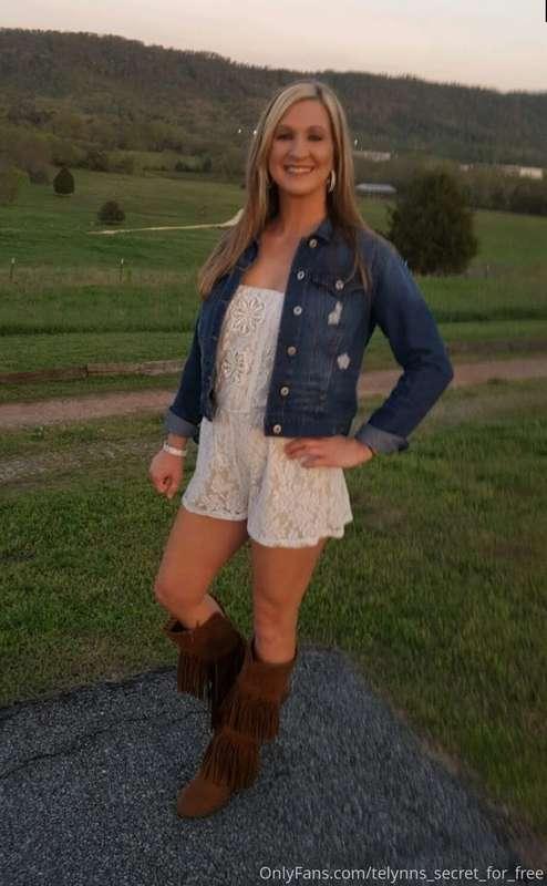 Do you like a southern girl? If you do then check your DM 💦💋..