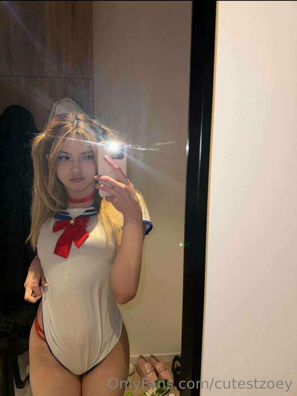 sailor mooonnn is waiting for you