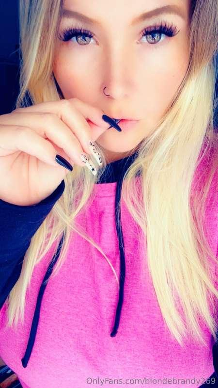 It’s my bday, show me some love… 😘