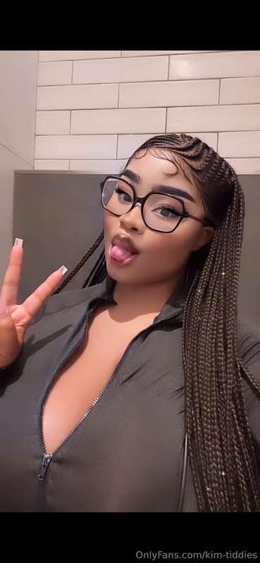 Good girl next door or well known freakiana???? @taste-kimti..