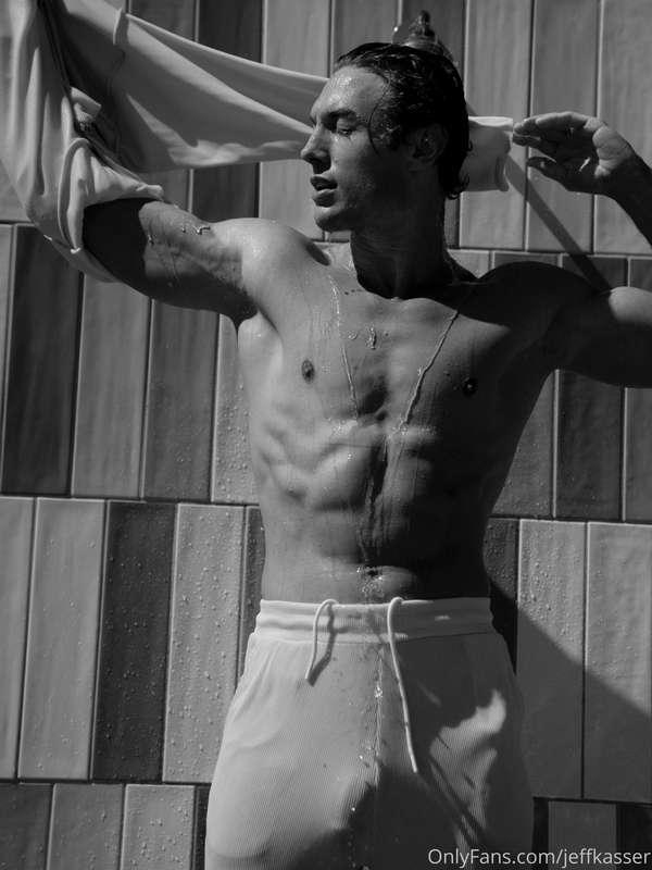 Cooling off 💦💦