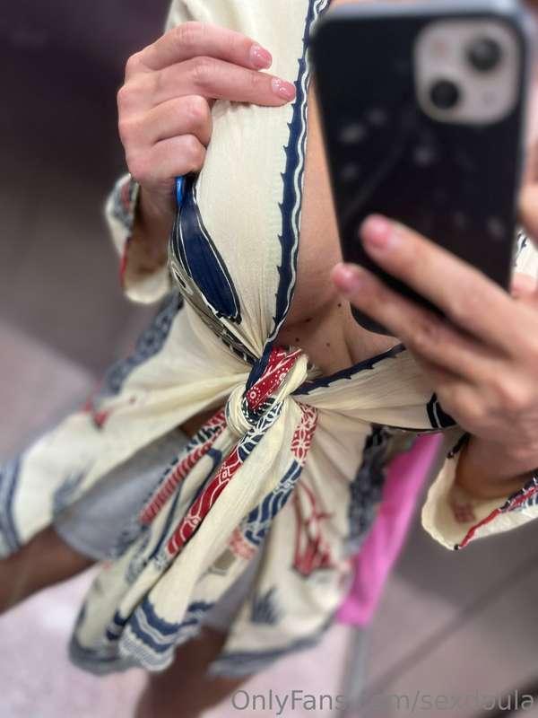 Taking a photo in the elevator has become a tradition😄