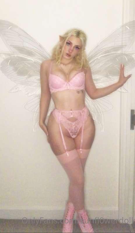 sunfl0werdoll image #0