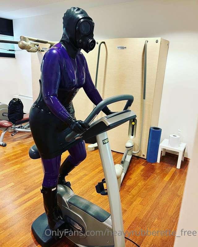 heavyrubberette_free image #25