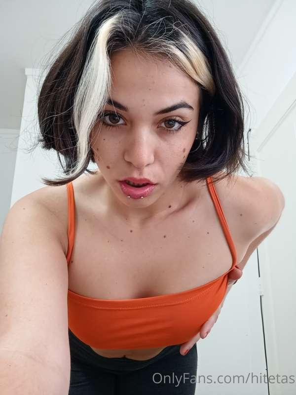 I love it when I have my little slutty in all fours, the fee..