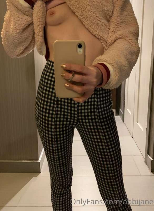 Not just a Titty Thursday 🍒  it’s a Thirst Trap Thursday as ..