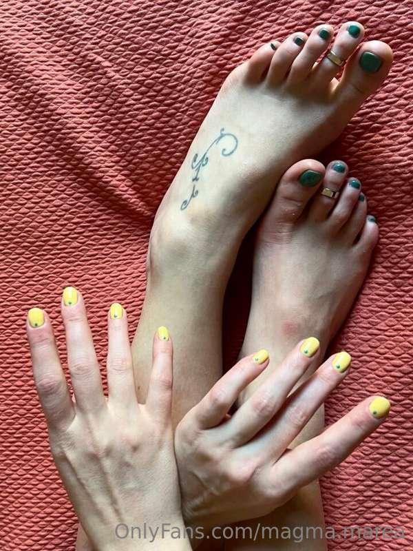 A qualcuno qui piace tantissimo coccolarmi e viziarmi 🤗 abbi..