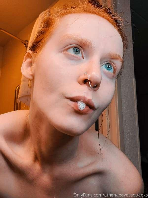 Do you like Spit? 💦 I personally think Spit / drool is super..