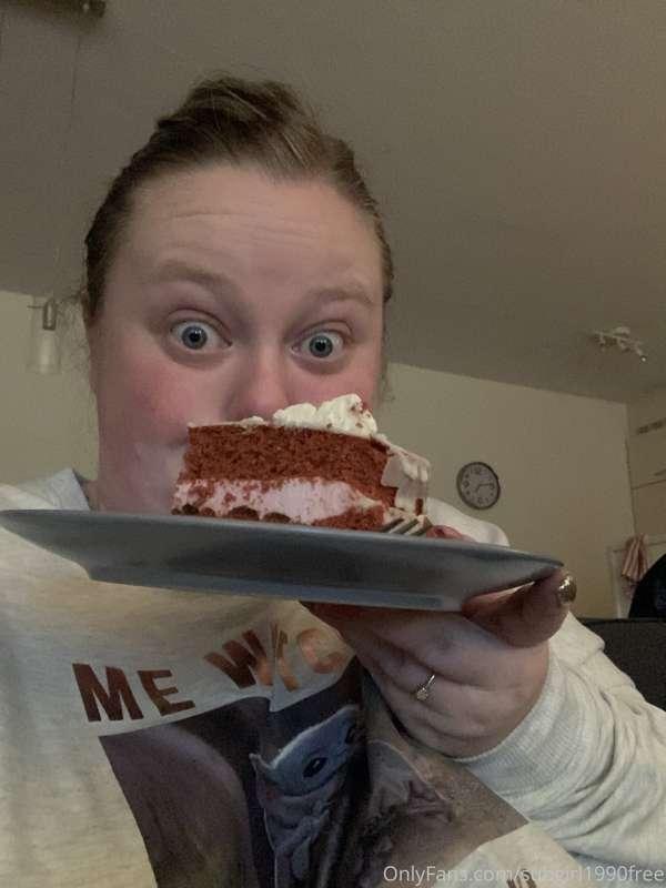 Celebratory top 12% cake. ❤️