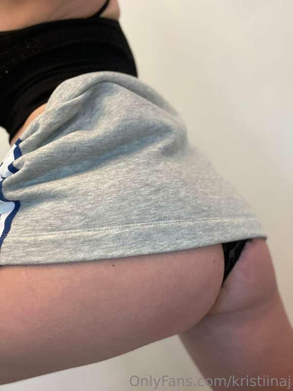 Hameenalle tarttis jotain täytettä🤤💦💦🍆