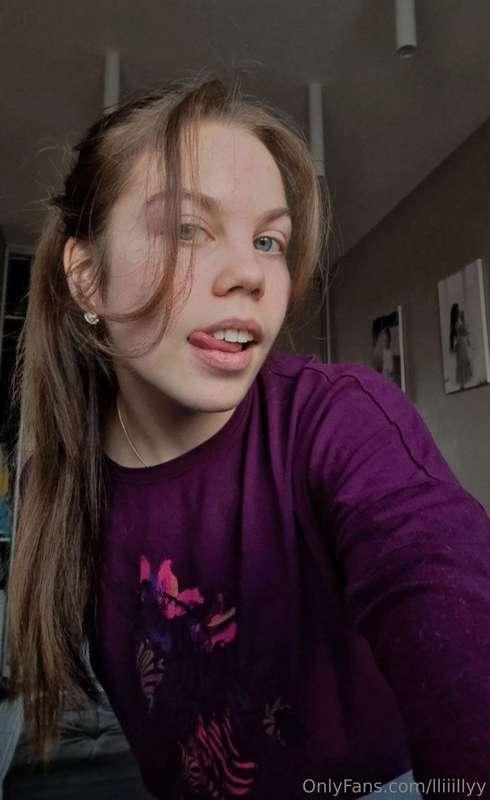 🔥 FREE SUBSCRIPTION ONLY NOW 🔥 This hot 🌸 @catidary wants to..
