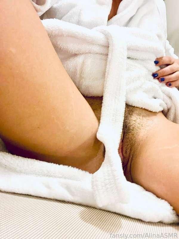 alinaasmr image #5