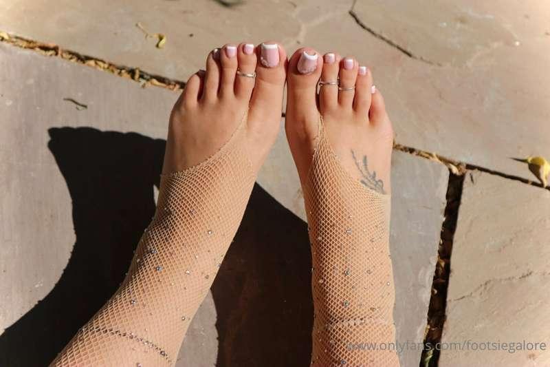 footsiegalore image #13