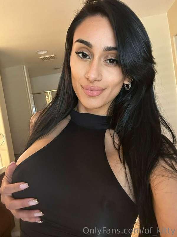 In my little black dress 😏