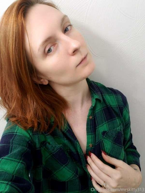 Just a little strip tease before the main event