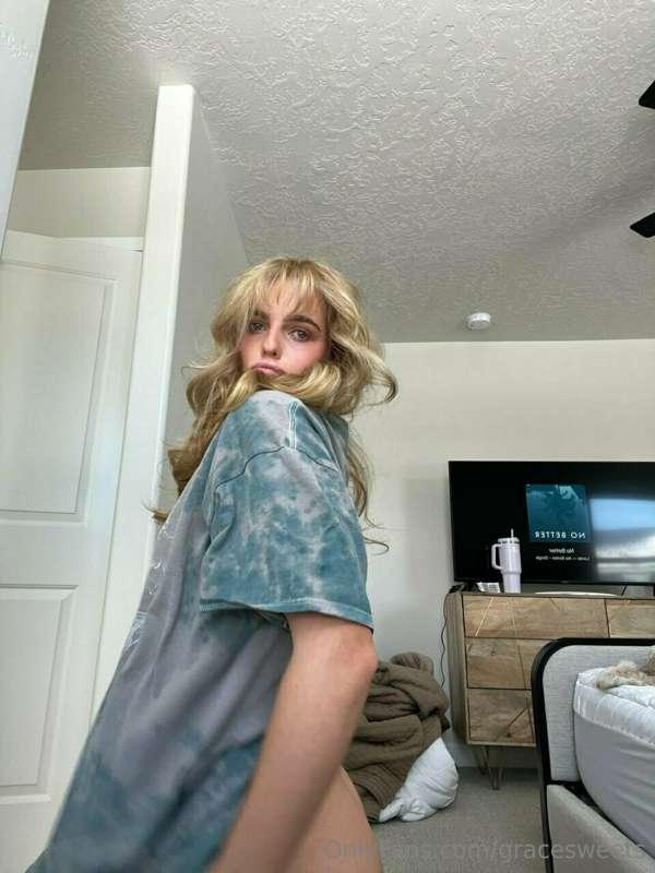 I need you and I want you. Butt naked.🍑🤤