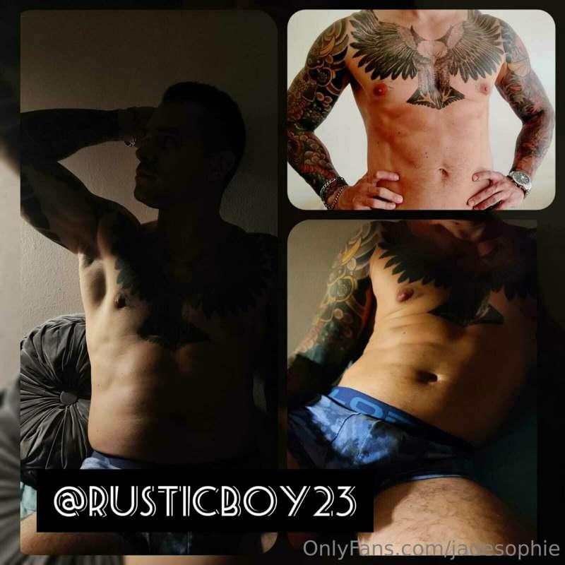 @rusticboy23 @rusticboy23
🤤Naughty boy🤤
🏋️♂️🏋️♂️Fitness🏋️♂️🏋..