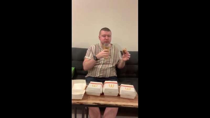 FATTY EATING 4 BURGERS + CIDER