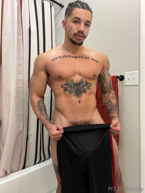 Something big’s waiting in your dms… you know what to do 😏