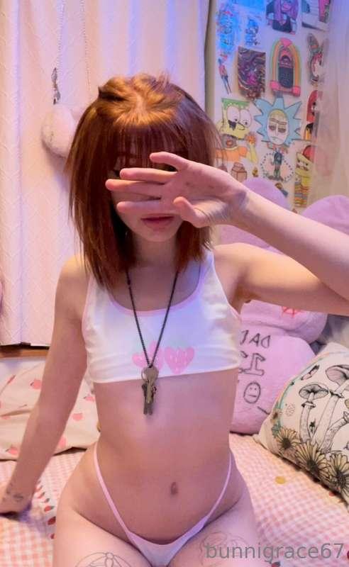 I wanna be your naughty lil girl tonight daddy 🥵🫦#LiveChatOF