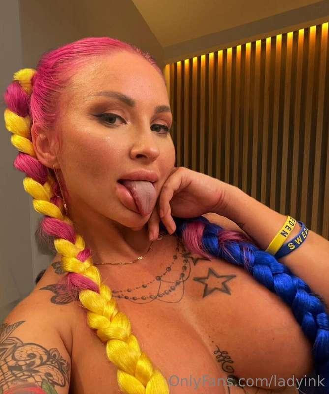 you know the drill... if my tongue is out then it's begging ..