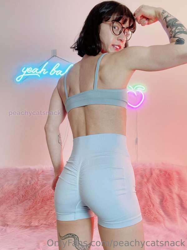 peachycatsnack image #2