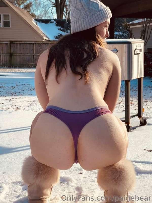 HELLO HORNY GANG! 💕 Welcome to my page 😁 My name is Paige an..