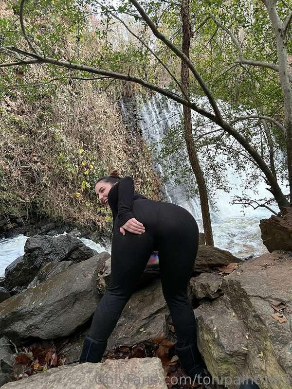Would you fuck me in front of the waterfall?