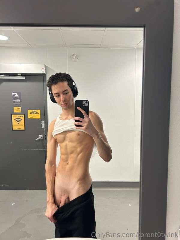 me in the public gym bathroom earlier hehe