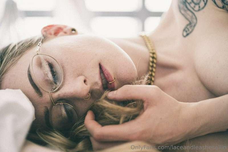 laceandleashesallin image #14
