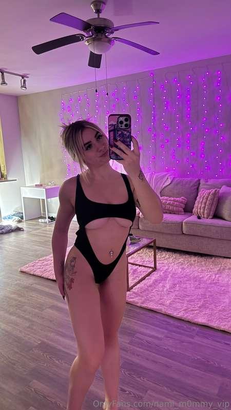 This outfit or less? 😉