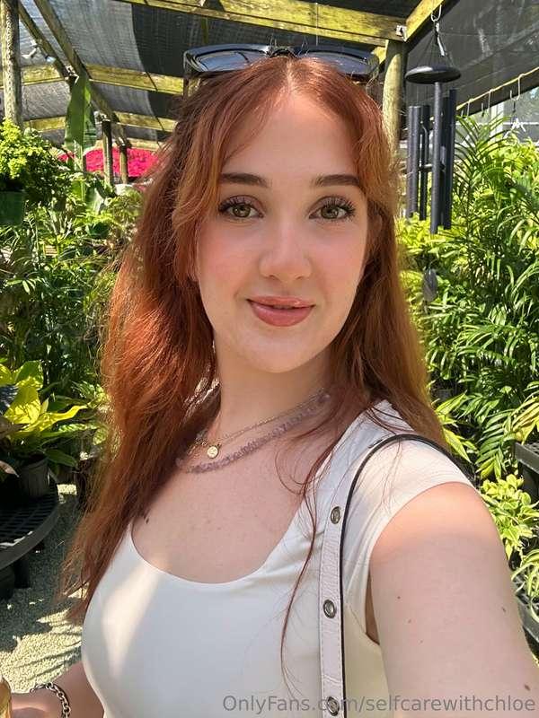 Doing some plant shopping today! 🥰💕🌺